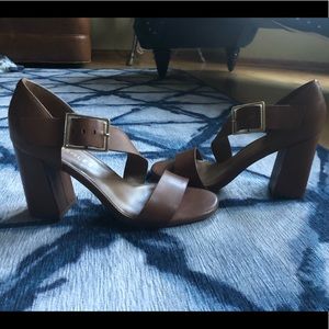Aerosoles NIB Lenox tan leather sandal 7.5